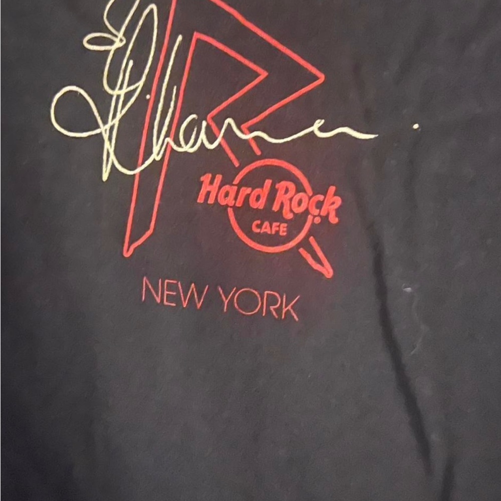 Rihanna Women's Hard Rock Cafe NY Artist spotlight Black T-Shirt S USA WIMSYGOTH - Picture 4 of 6